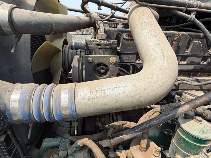 1996-cummins-m11-image-73