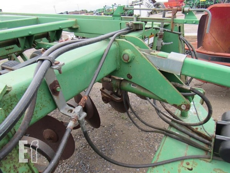 john-deere-2700-image-17
