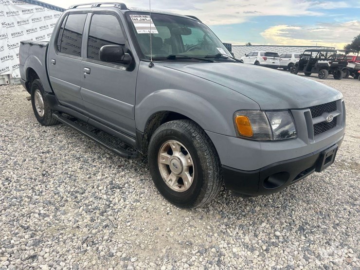 2003-ford-explorer-image-2