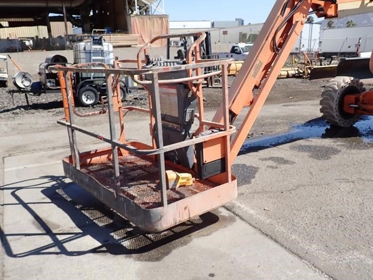2003-jlg-600ajn-image-5