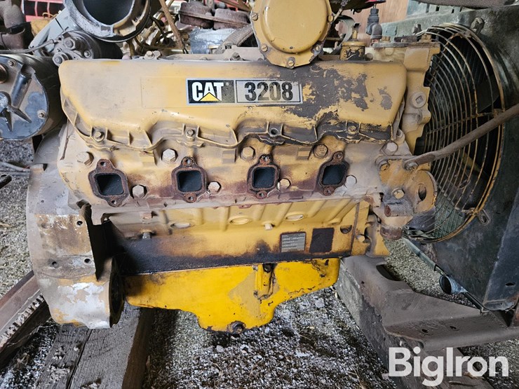 caterpillar-3208-image-19