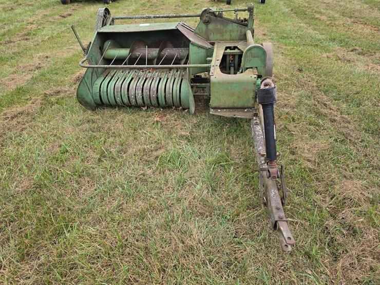 john-deere-14t-image-2