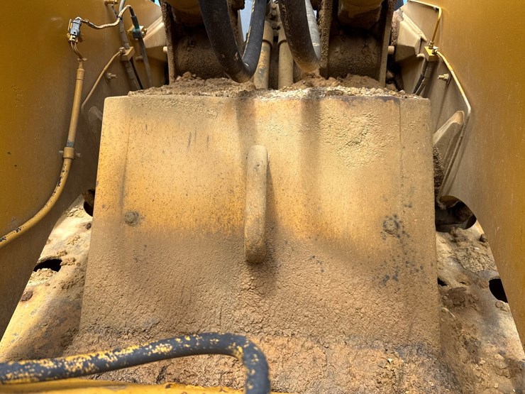 2010-caterpillar-980h-image-22