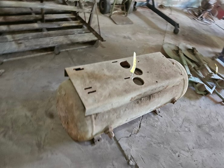 #8777-•-horizontal-air-tank-image-3