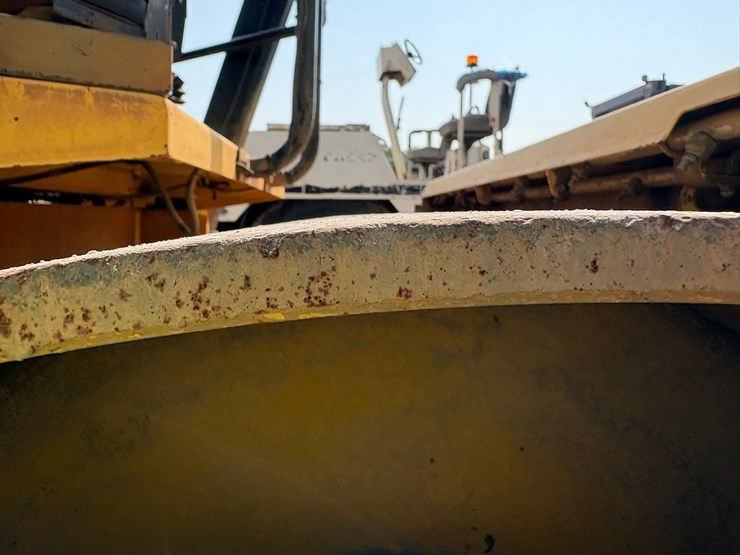 #2410-•-2015-sakia-sw880-double-drum-smooth-roller-compactor-image-74