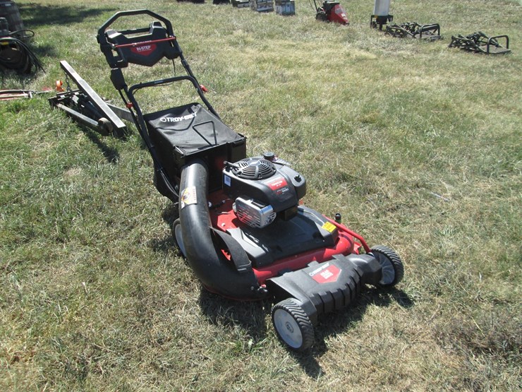 #50186-•-unused-troy-bilt-self-propelled-mower-with-leaf-bag-12abw3t6766-28"-tbwc28-1c27pk50023-inv#50186-image-2