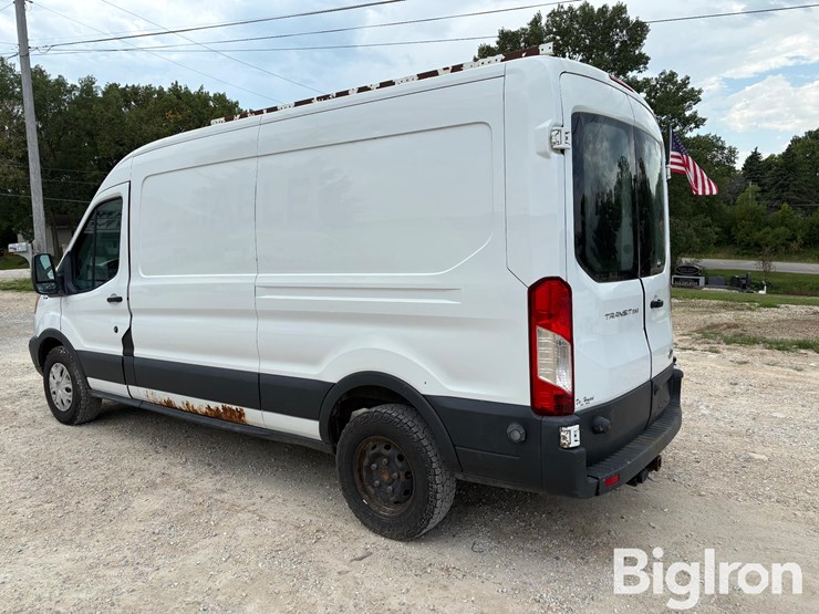 2015-ford-transit-image-7