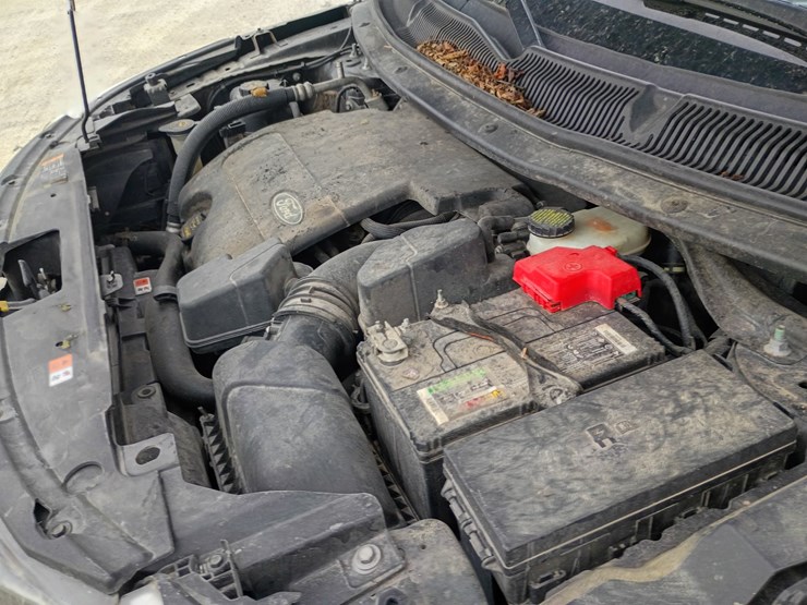 2013-ford-explorer-image-16