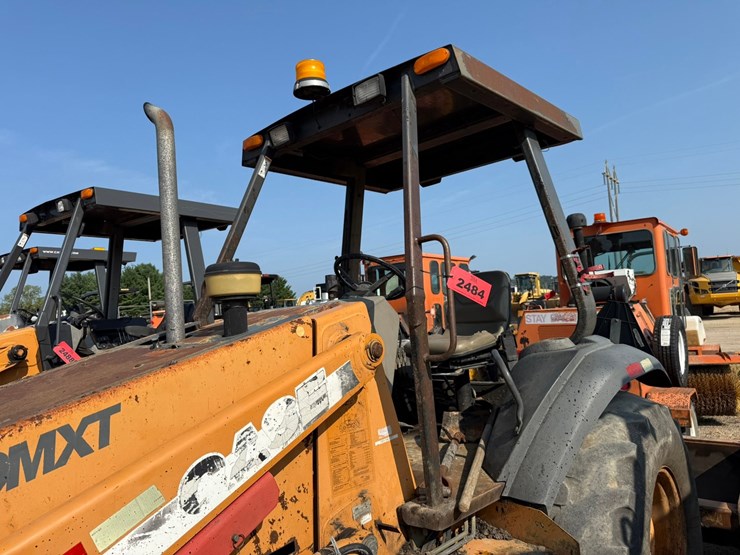 2005-case-570m-xt-image-24