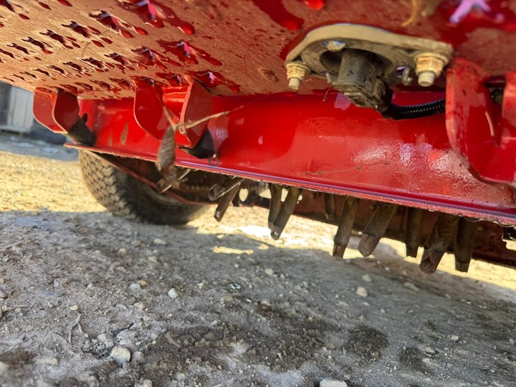 #1919-•-toro-39519-stand-on-aerator-image-25