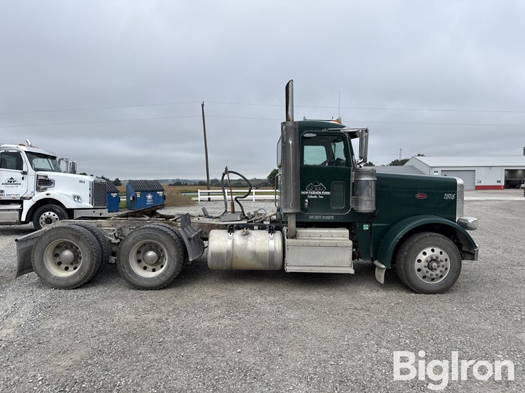 2013-peterbilt-388-image-4