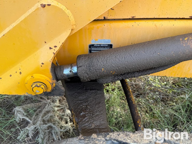 1986-deere-210c-image-12