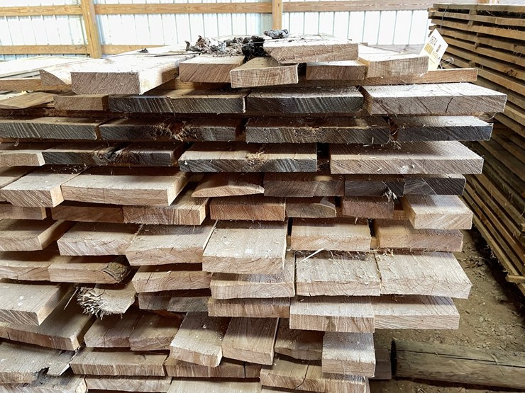 #1674-•-bundle-of-oak-boards-image-4