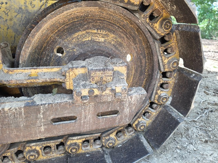 deere-555g-image-52
