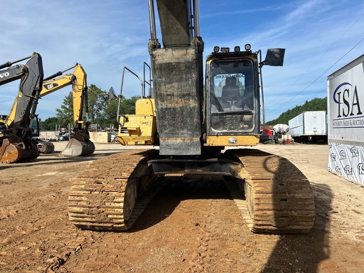 2012-deere-470g-lc-image-13