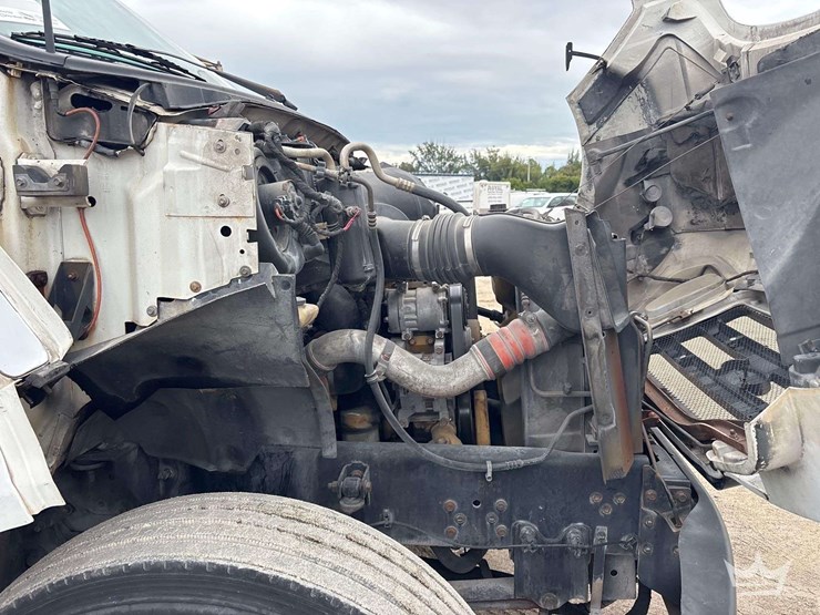 2004-ford-f650-image-9