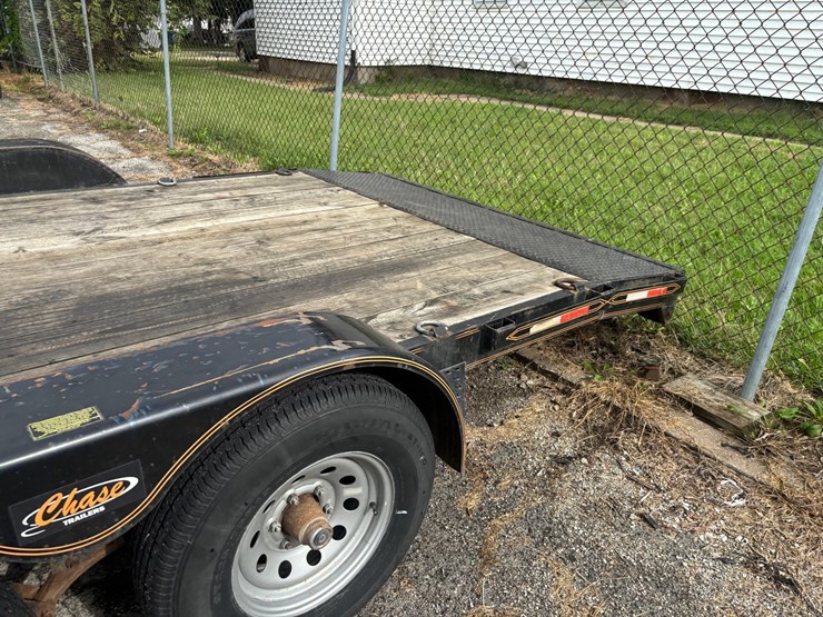#2336-•-chase-mfg-20'-tandem-axle-utility-trailer-image-9