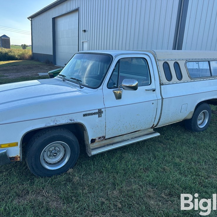 1987 CHEVROLET C10