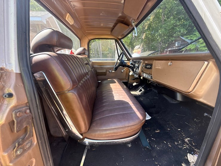 1969-chevrolet-c20-image-44