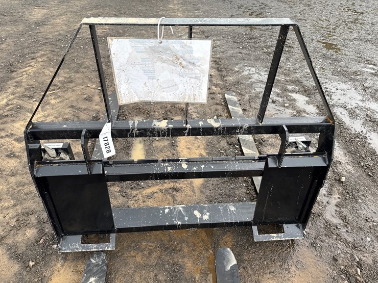 #6009-•-48"-skid-steer-pallet-forks-image-2