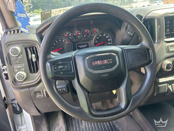 2022-gmc-sierra-2500-image-13