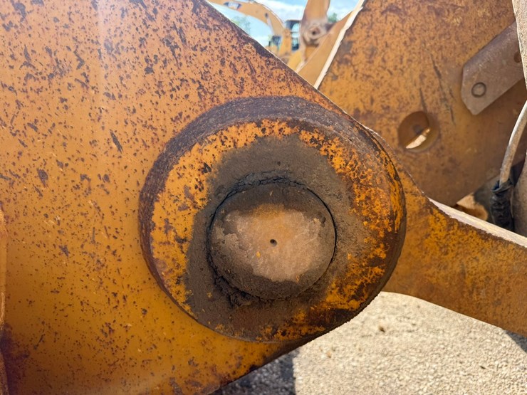 2017-caterpillar-988k-image-26