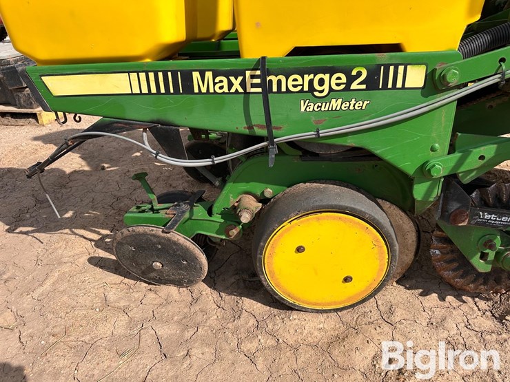 john-deere-7200-image-14