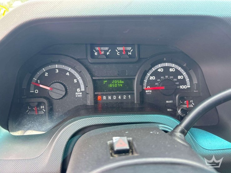 2019-ford-e350-image-19