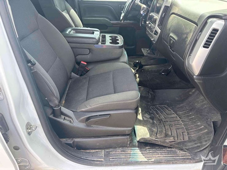 2014-gmc-sierra-1500-4x4-crew-cab-pickup-truck-image-23