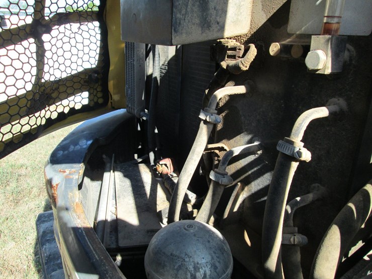 new-holland-e55bx-image-16