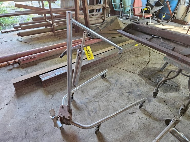 #8783-•-hoyer-lifty-shop-lift-image-3