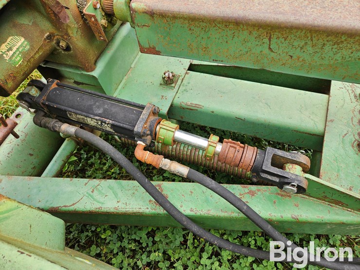 john-deere-34-image-15