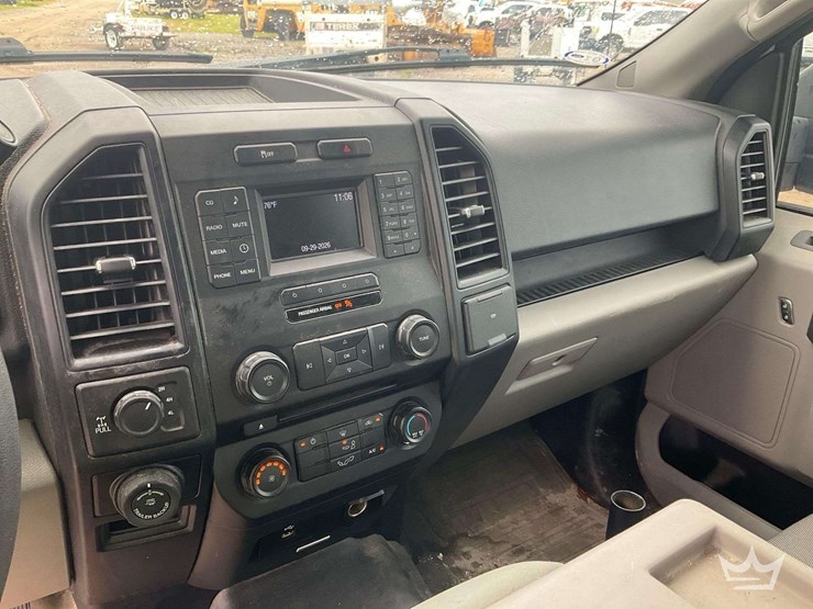 2016-ford-f150-image-21