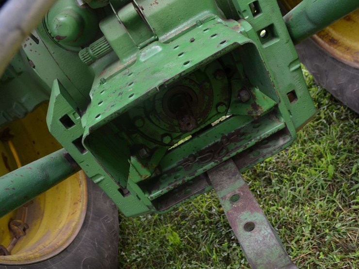 1977-john-deere-4230-image-12