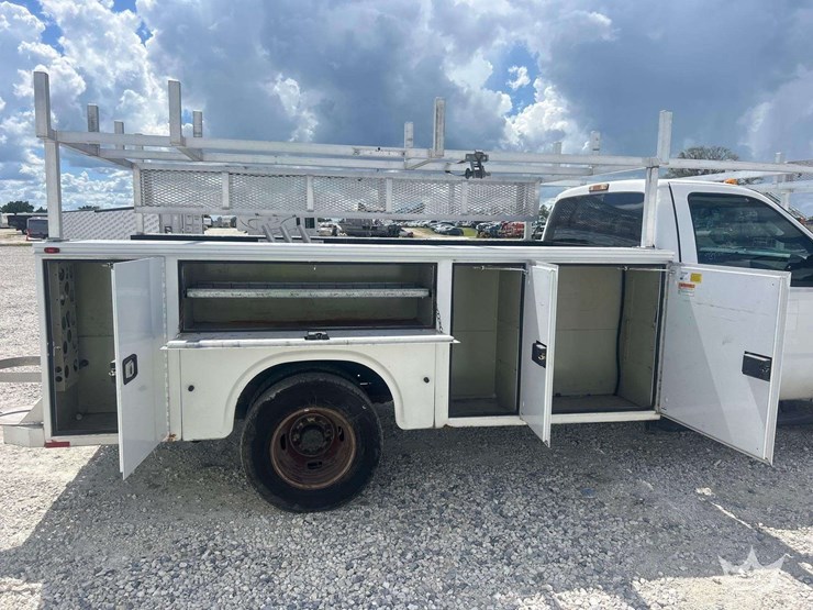 2015-ford-f350-image-23