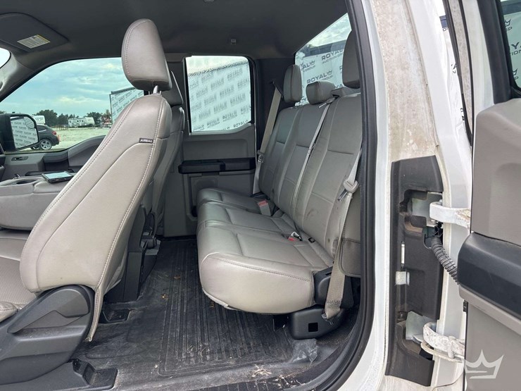 2018-ford-f150-image-17