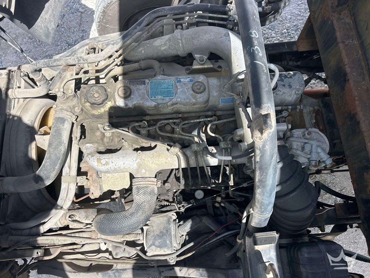 1998-mitsubishi-fuso-fh211-image-7