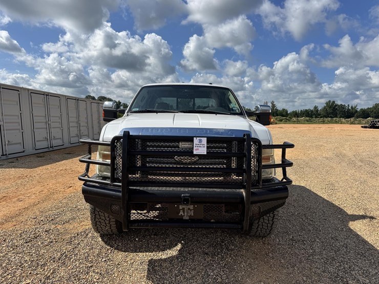 2009-ford-f250-image-10