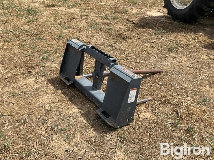 virnig-bale-spear-skid-steer-attachment-image-5