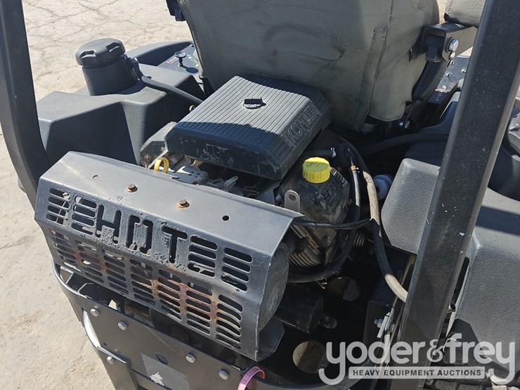 2011-toro-z-master-z500-image-22