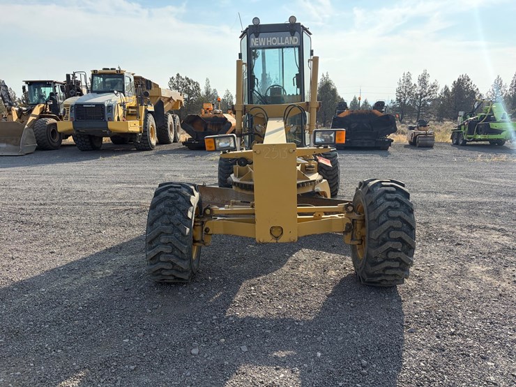 2000-new-holland-rg80-image-2