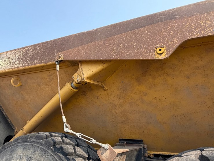 2016-komatsu-hm400-5-image-74