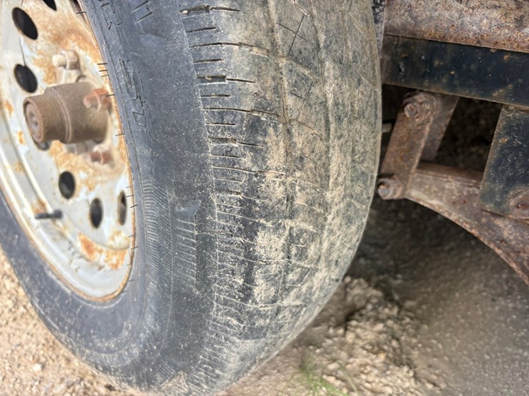 #2403-•-2015-load-trail-16'-trailer-image-27