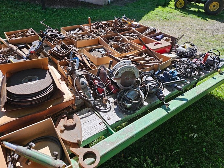 #8000-•-live-on-the-ground-only-items-image-53
