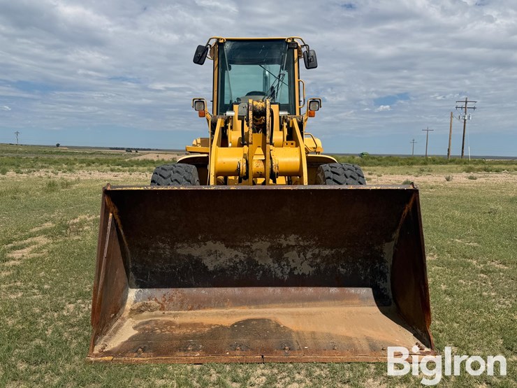 2001-deere-624h-image-2