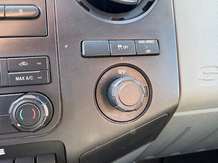 2013-ford-f350-image-59