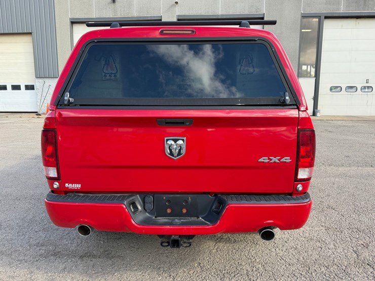 2012-dodge-1500-image-4