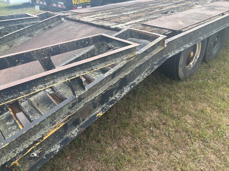 #2340-•-24'-tandem-axle-flatbed-trailer-image-7