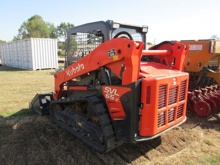 kubota-svl65-image-4