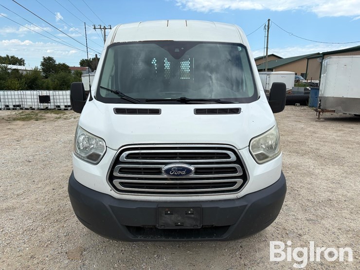 2015-ford-transit-image-2